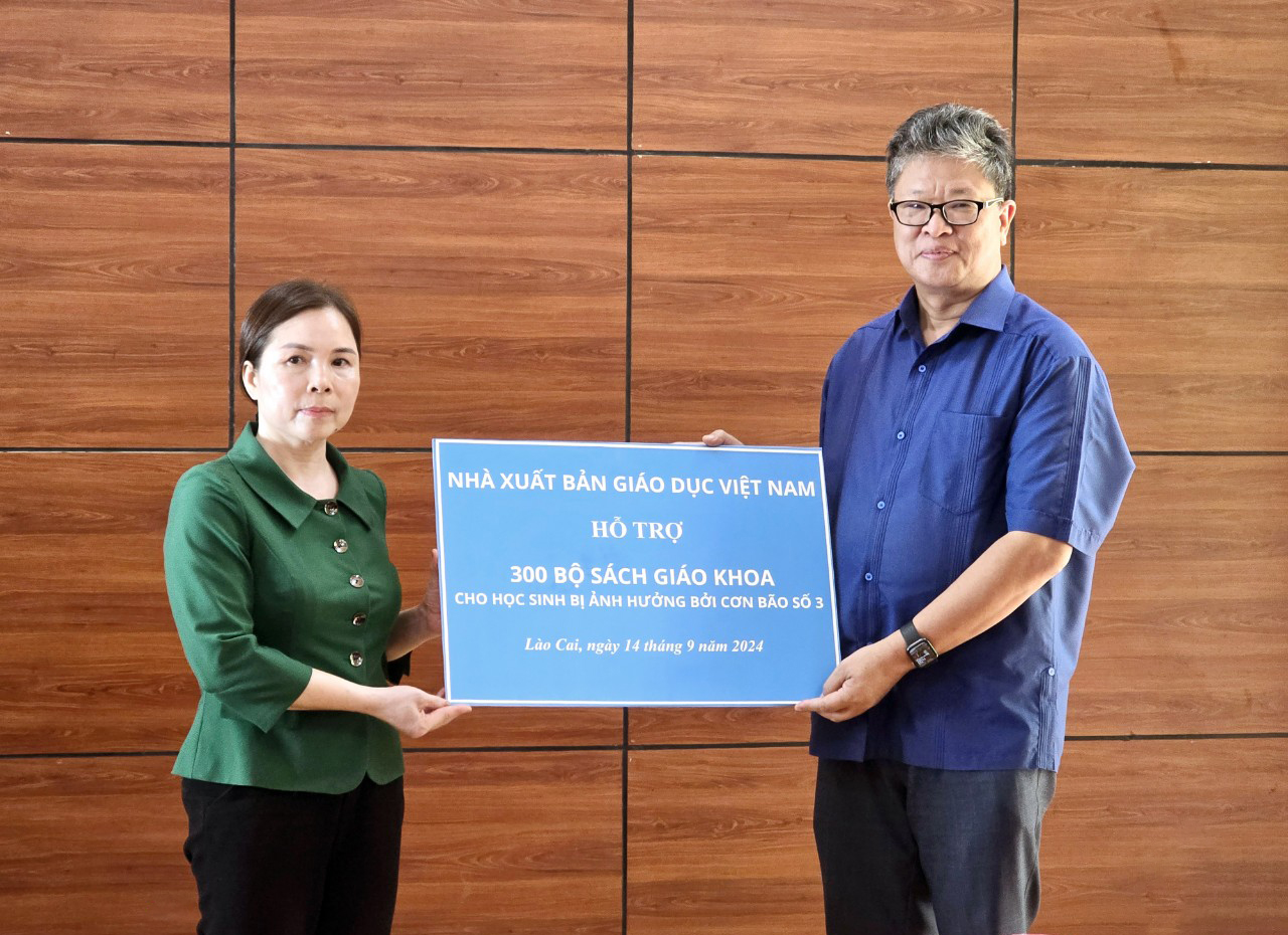 Nhà xuất bản Giáo dục Việt Nam in thêm 10 triệu bản SGK cho học sinh vùng lũ